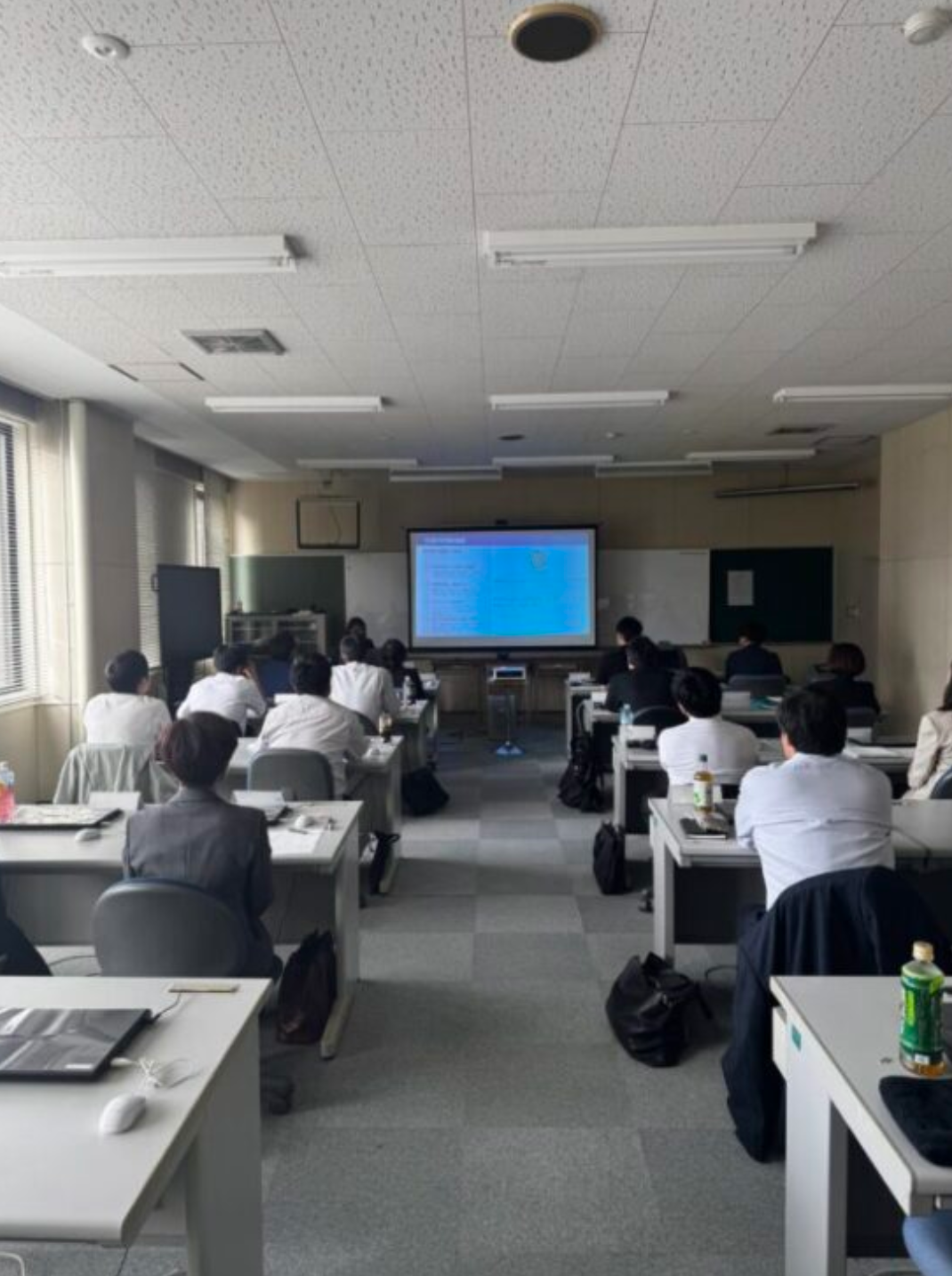 職業訓練・人材育成機関向け生成AI研修の実施風景